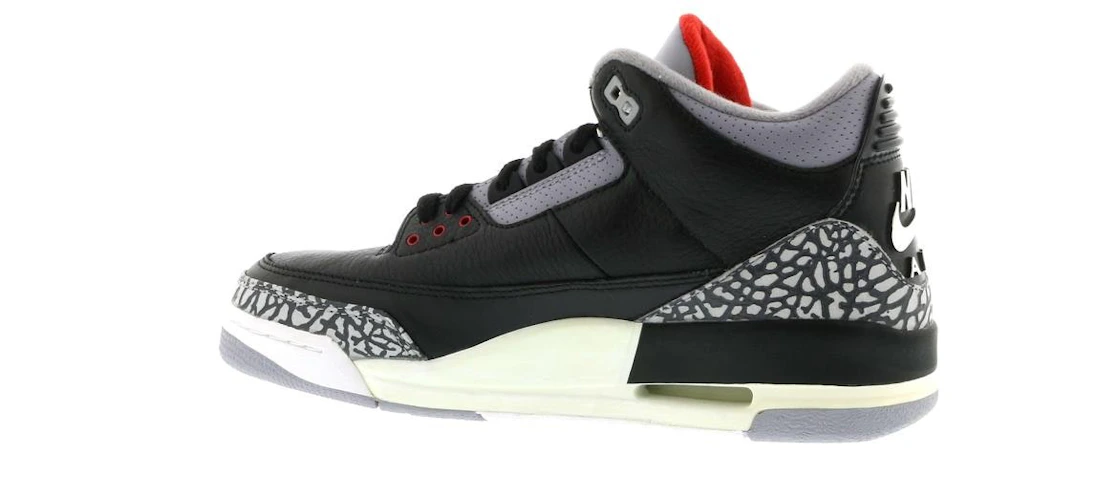 Vue 15 de Jordan 3 Retro Black Cement (2001)