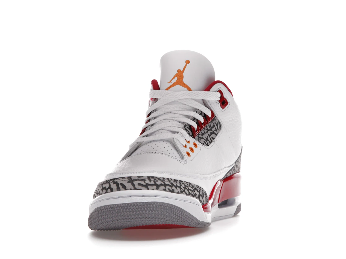 Vue 12 de Jordan 3 Retro Cardinal Red