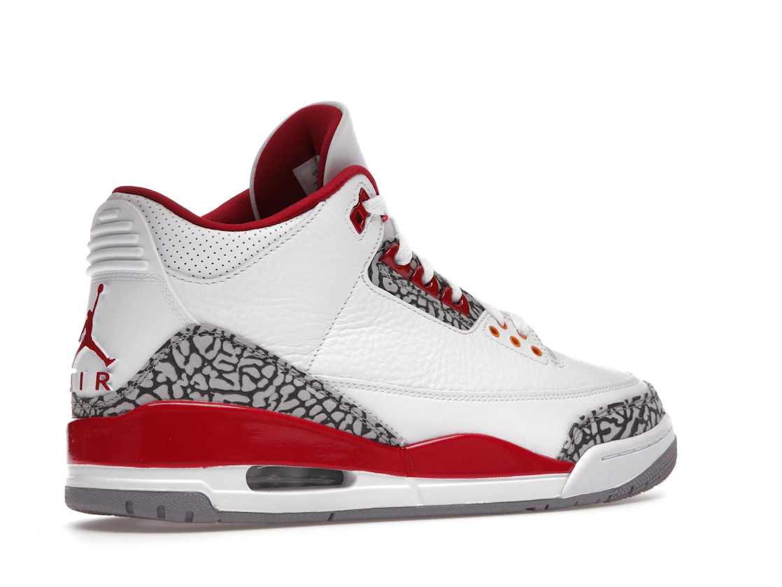 Vue 34 de Jordan 3 Retro Cardinal Red