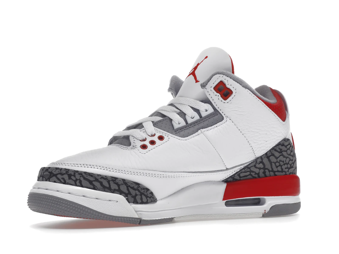 Vue 16 de Jordan 3 Retro Fire Red (2022) (GS)