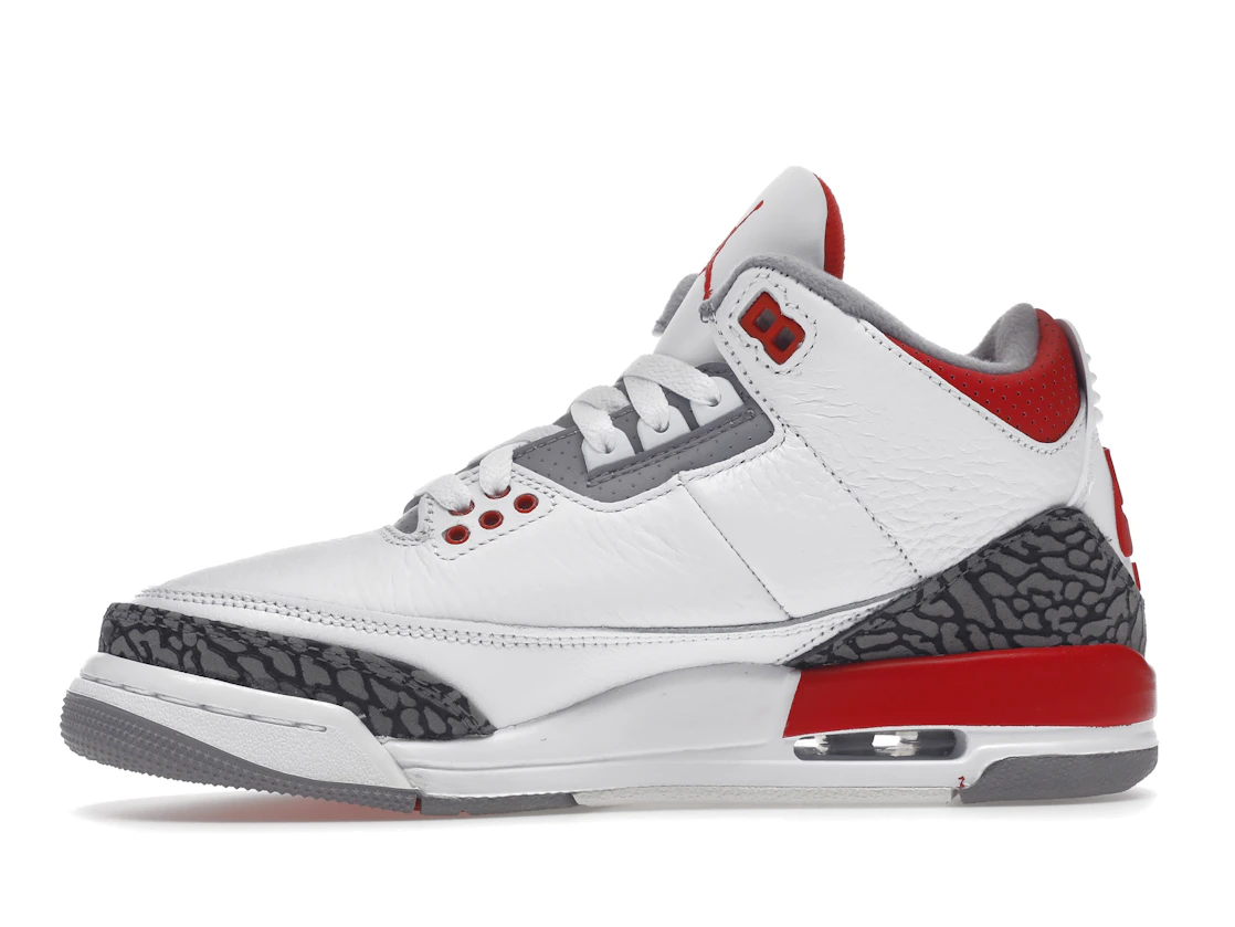 Vue 18 de Jordan 3 Retro Fire Red (2022) (GS)