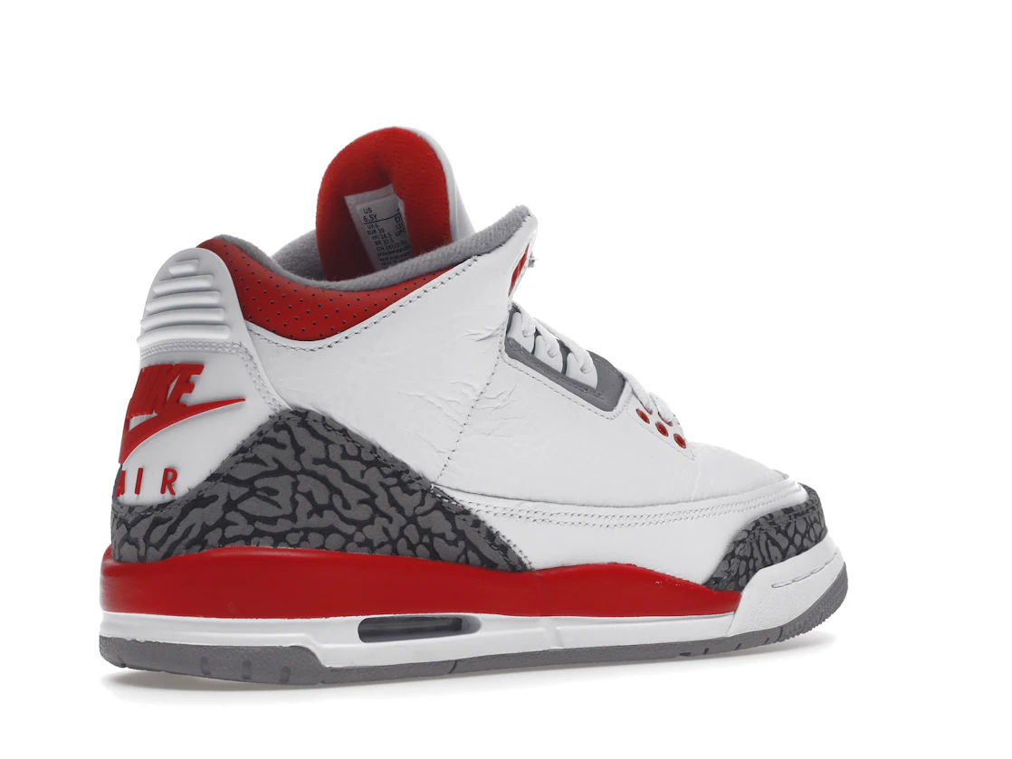 Vue 33 de Jordan 3 Retro Fire Red (2022) (GS)