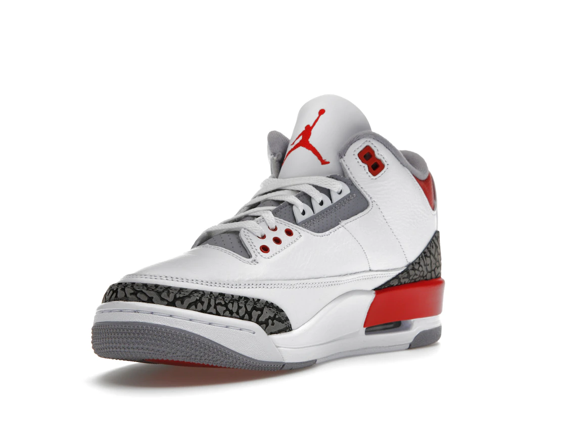 Vue 14 de Jordan 3 Retro Fire Red (2022)
