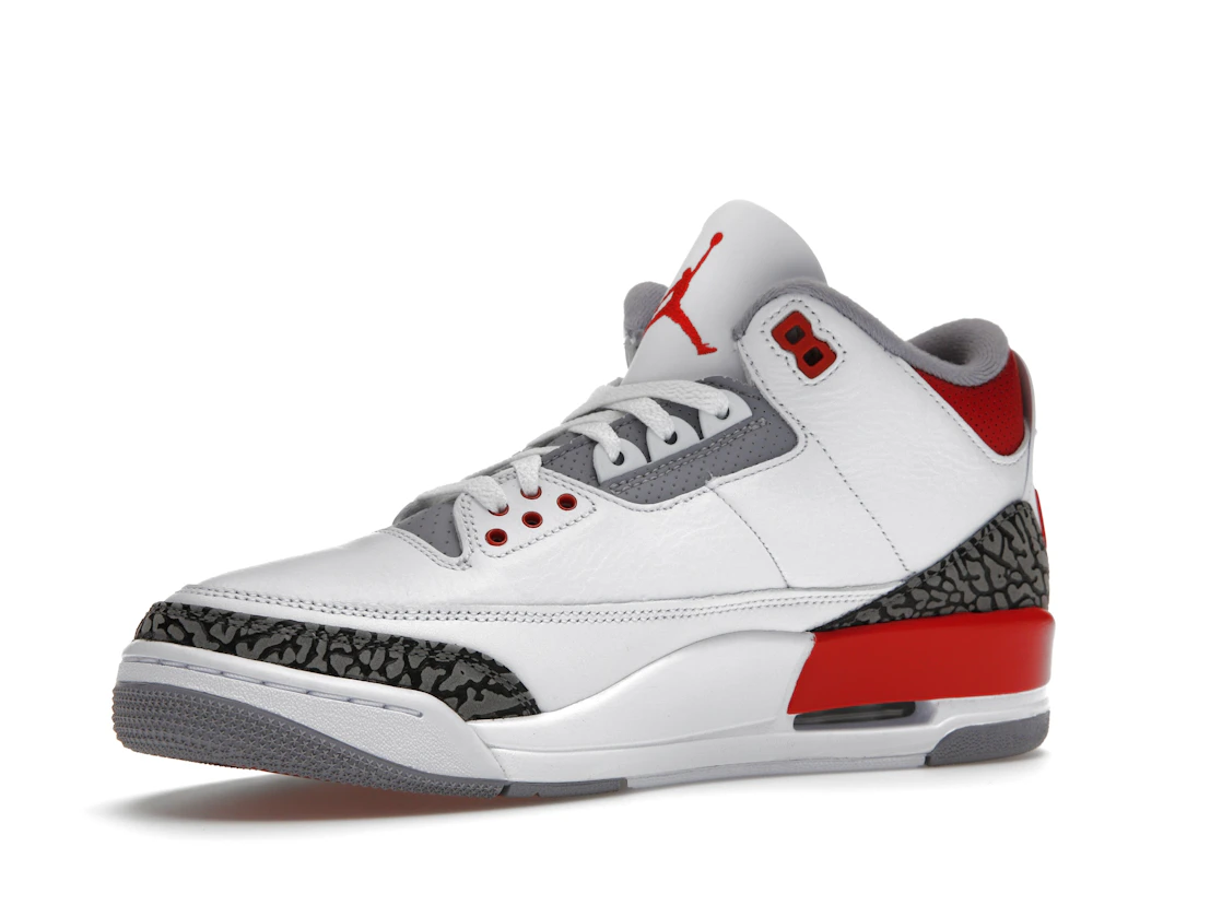Vue 16 de Jordan 3 Retro Fire Red (2022)