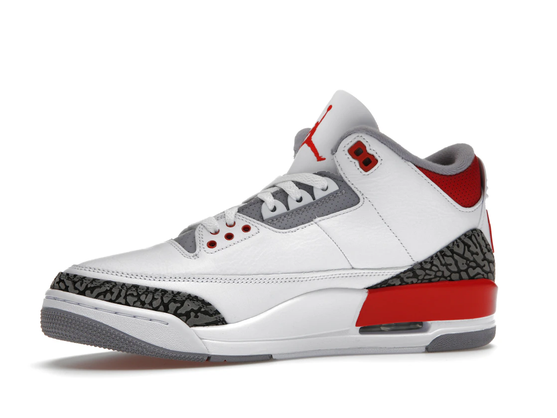Vue 17 de Jordan 3 Retro Fire Red (2022)
