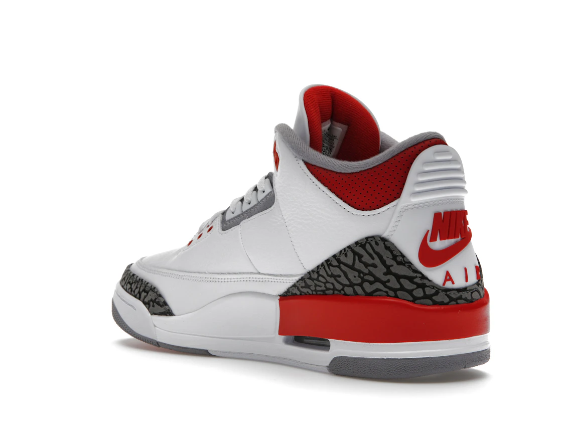 Vue 24 de Jordan 3 Retro Fire Red (2022)
