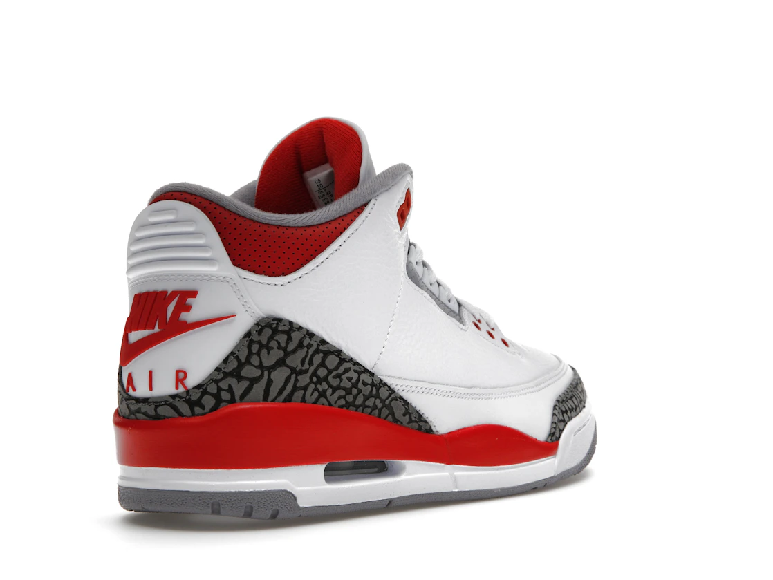 Vue 32 de Jordan 3 Retro Fire Red (2022)