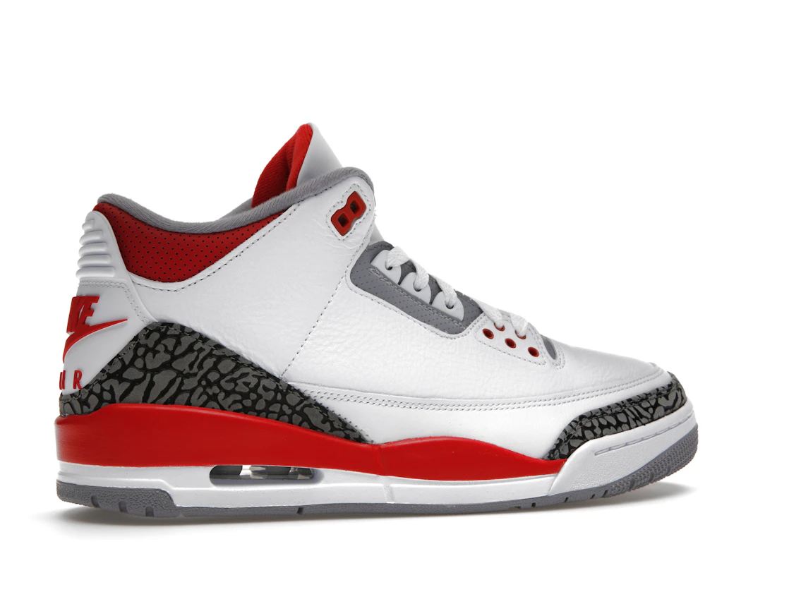 Vue 35 de Jordan 3 Retro Fire Red (2022)