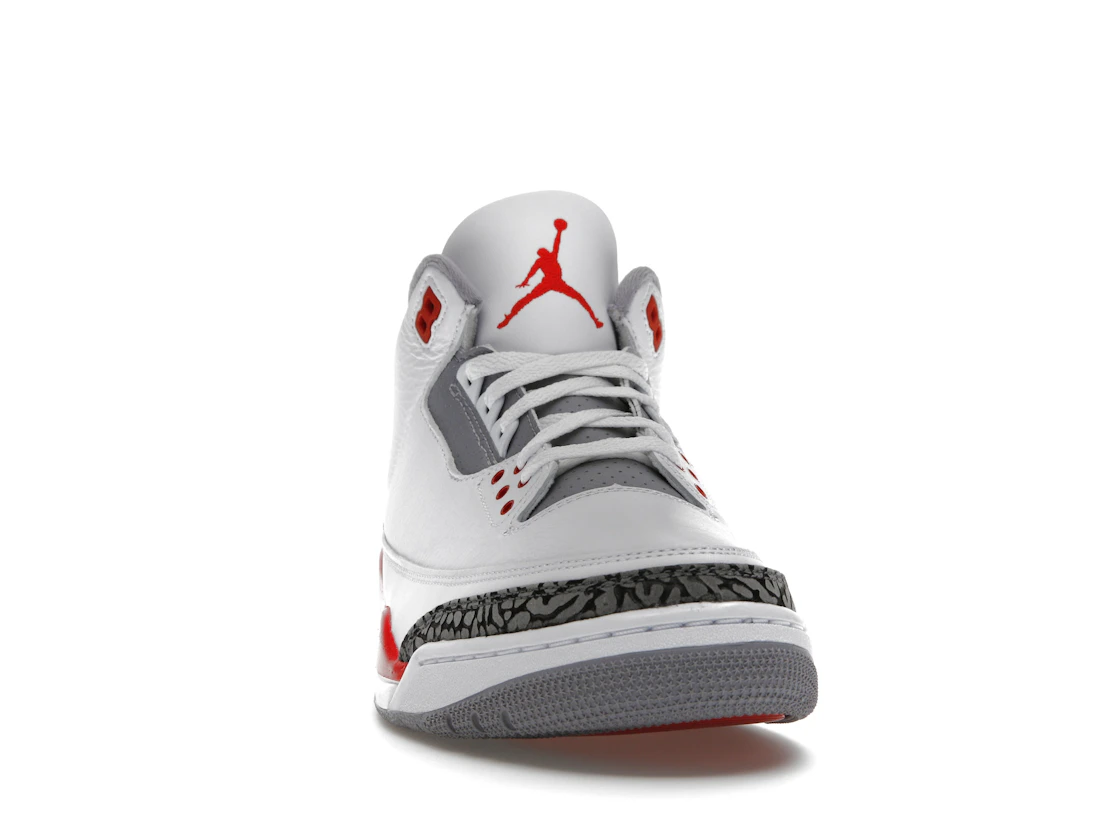Vue 9 de Jordan 3 Retro Fire Red (2022)