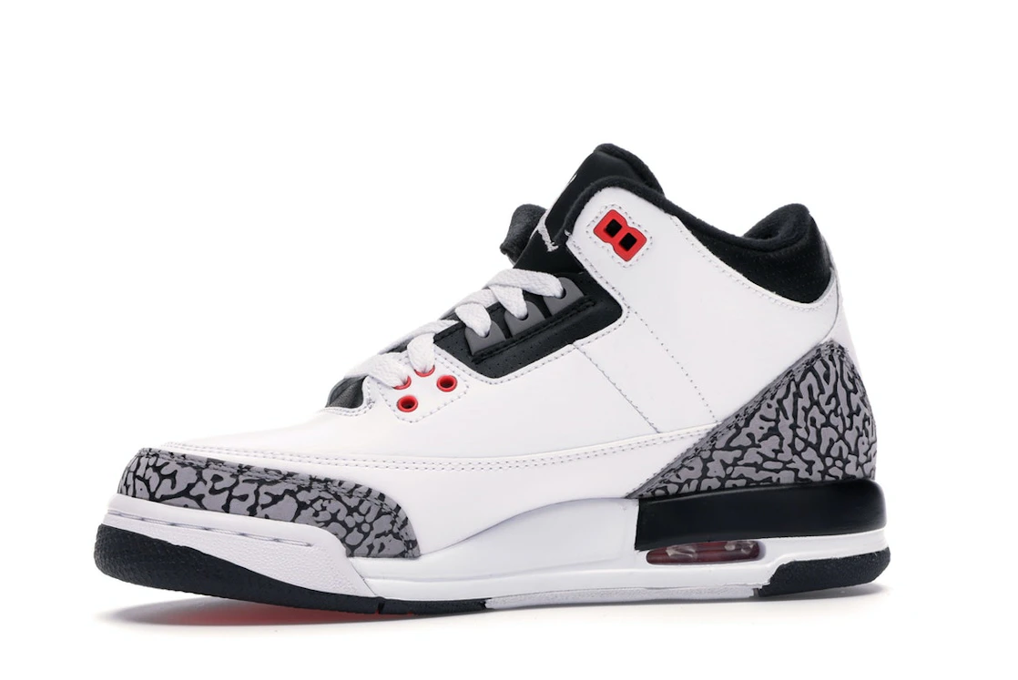 Vue 17 de Jordan 3 Retro Infrared 23 (GS)
