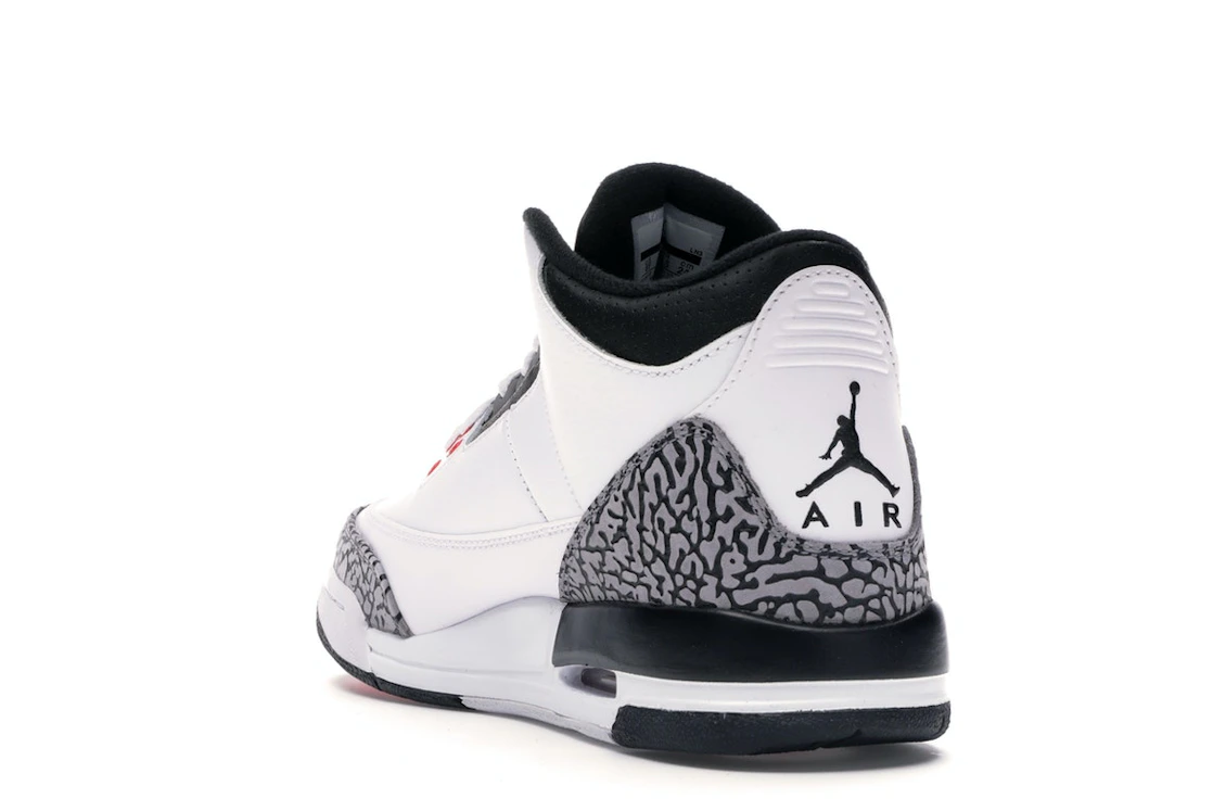 Vue 25 de Jordan 3 Retro Infrared 23 (GS)