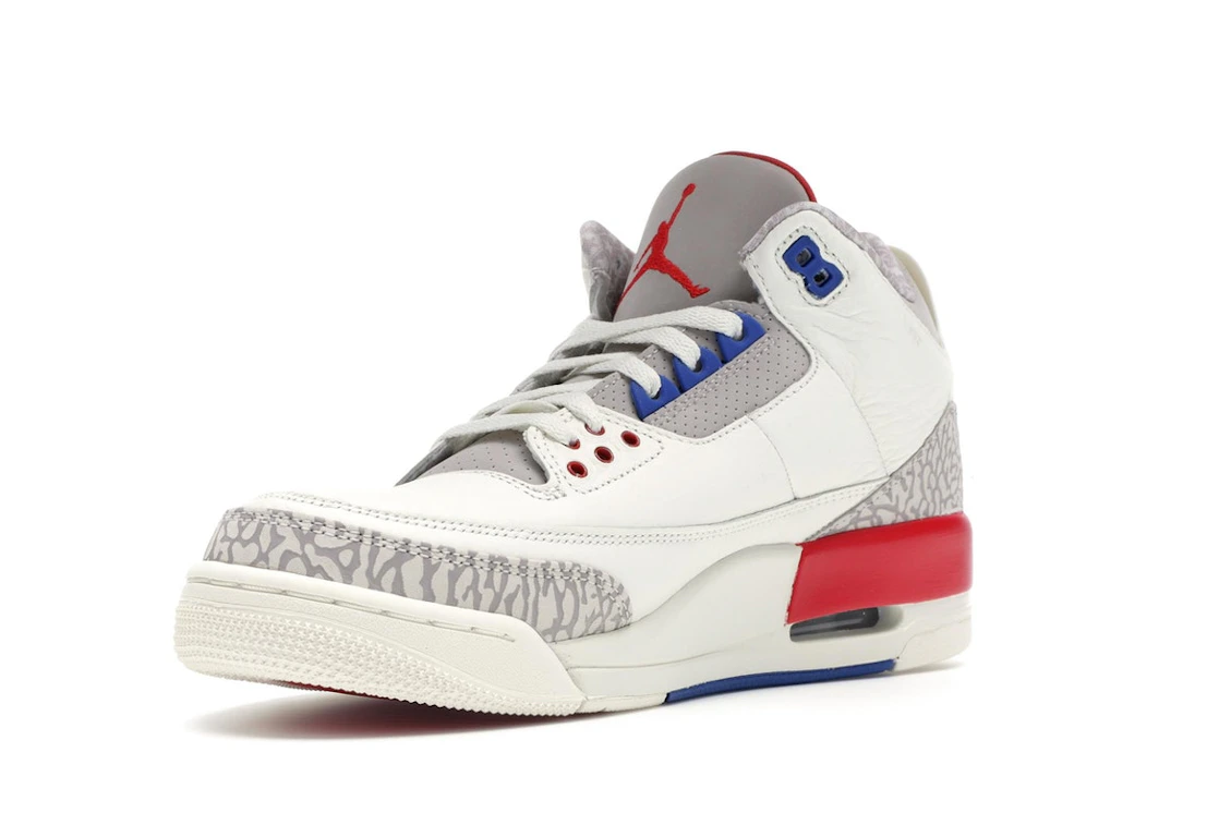 Vue 15 de Jordan 3 Retro International Flight