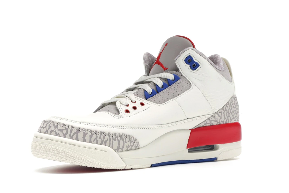 Vue 16 de Jordan 3 Retro International Flight