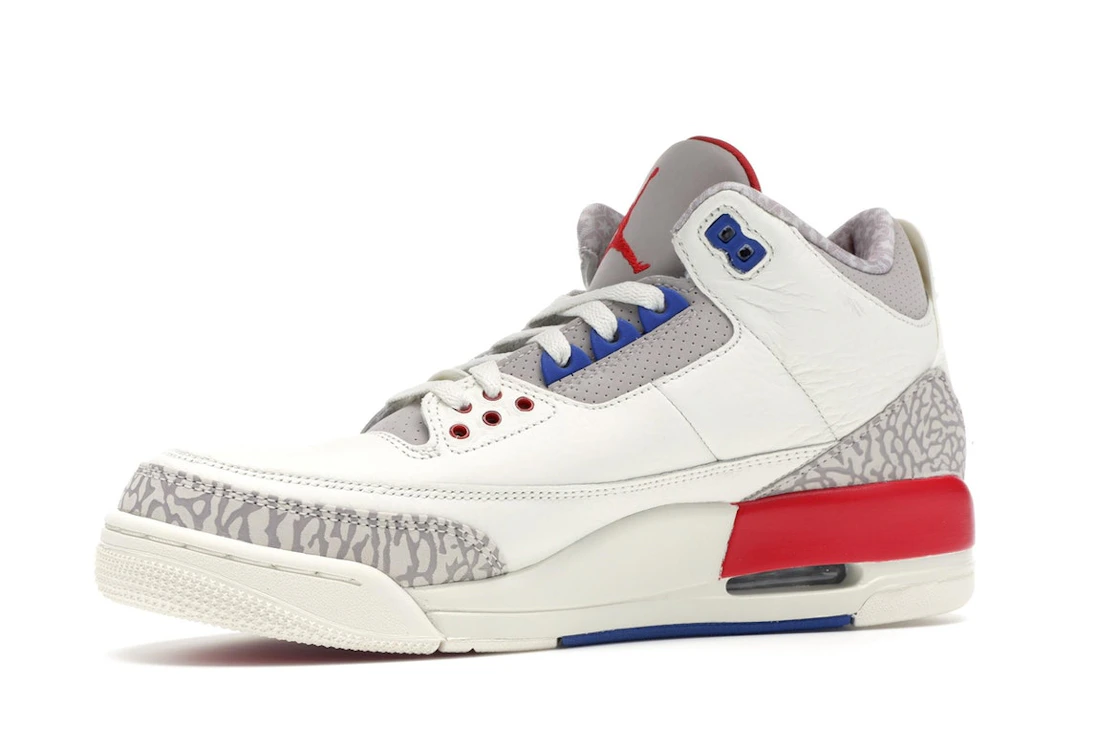 Vue 17 de Jordan 3 Retro International Flight