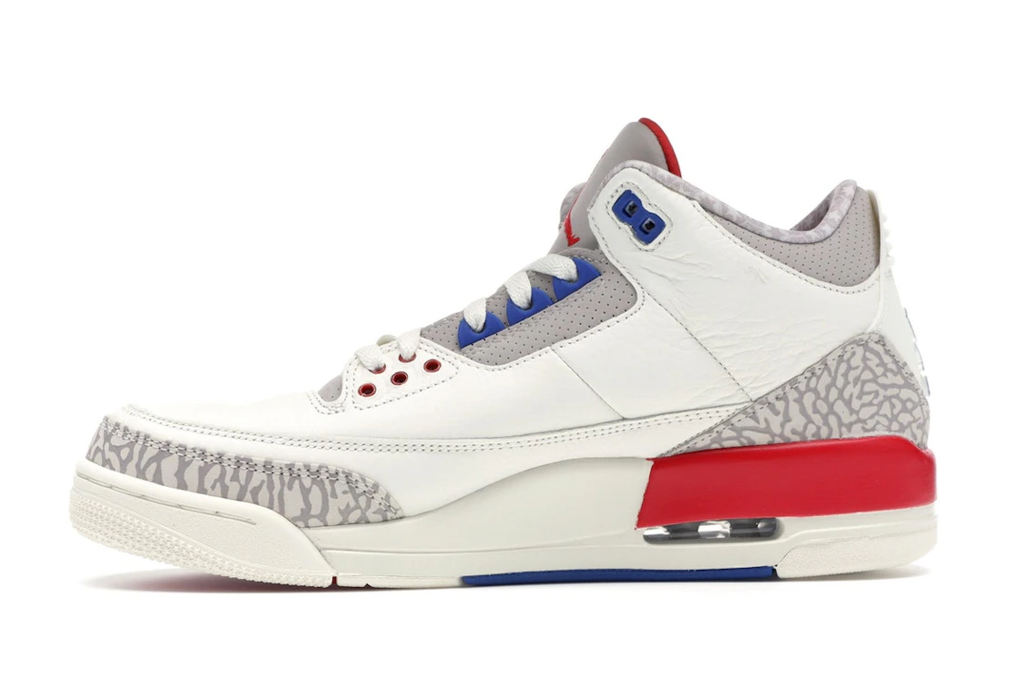 Vue 19 de Jordan 3 Retro International Flight