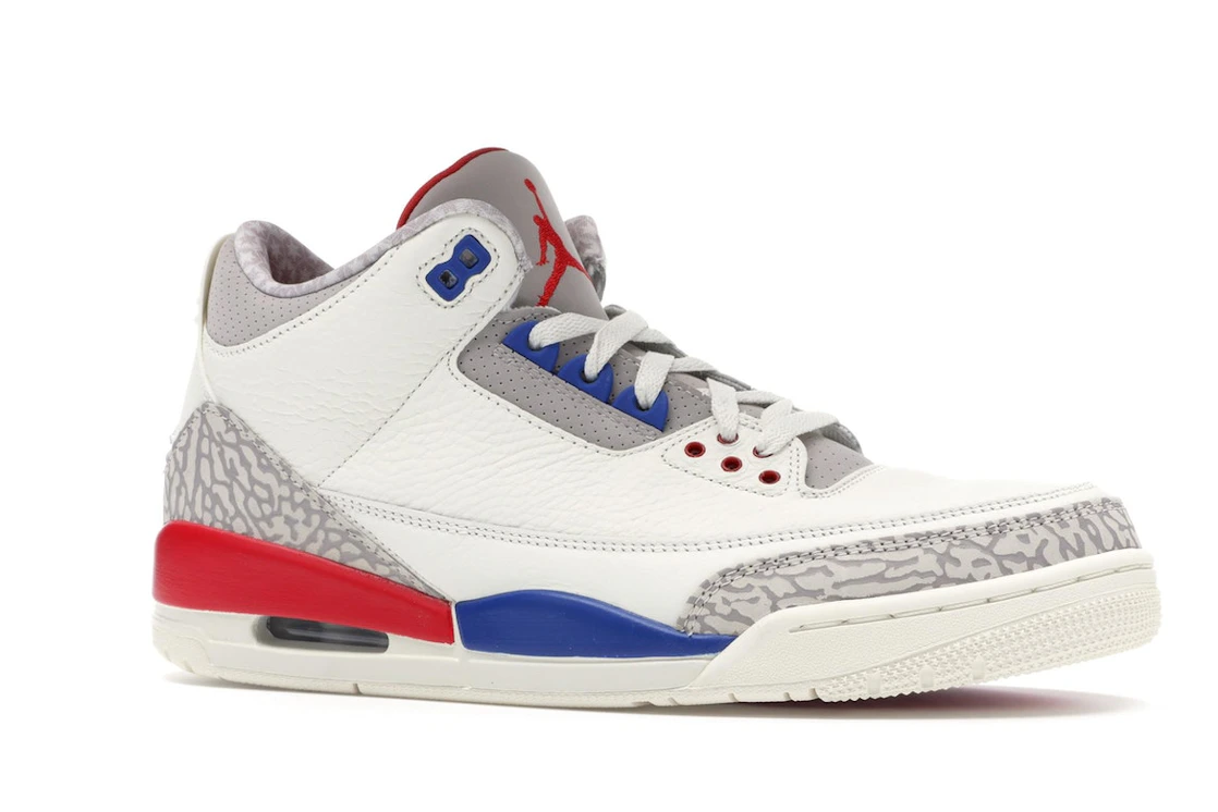 Vue 4 de Jordan 3 Retro International Flight