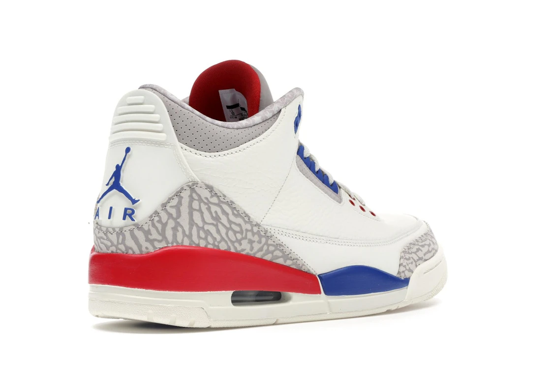 Vue 33 de Jordan 3 Retro International Flight