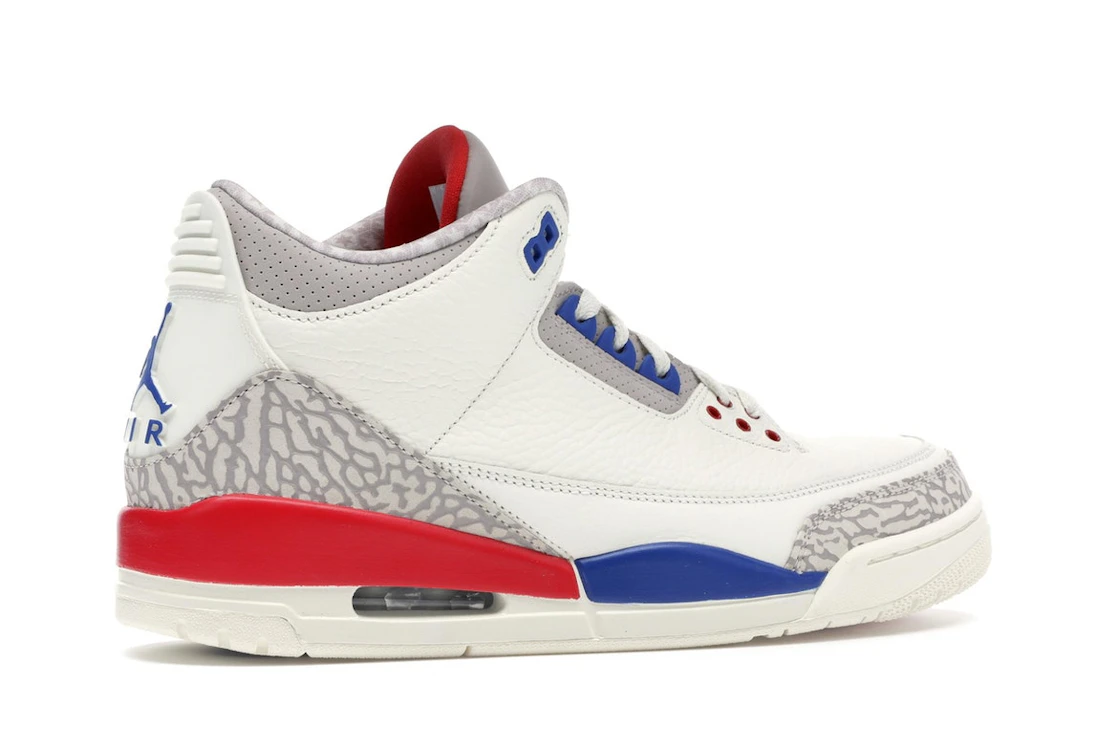 Vue 35 de Jordan 3 Retro International Flight