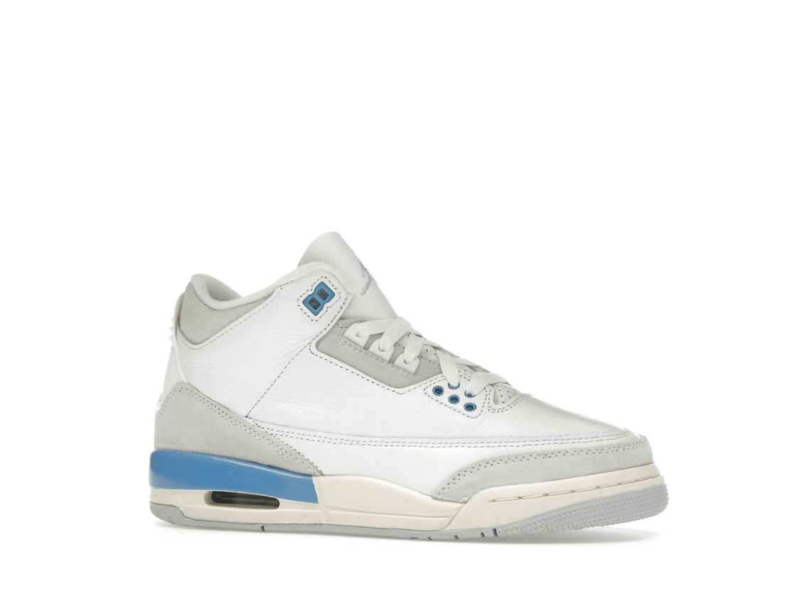 Vue 3 de Jordan 3 Retro Lucky Shorts (GS)