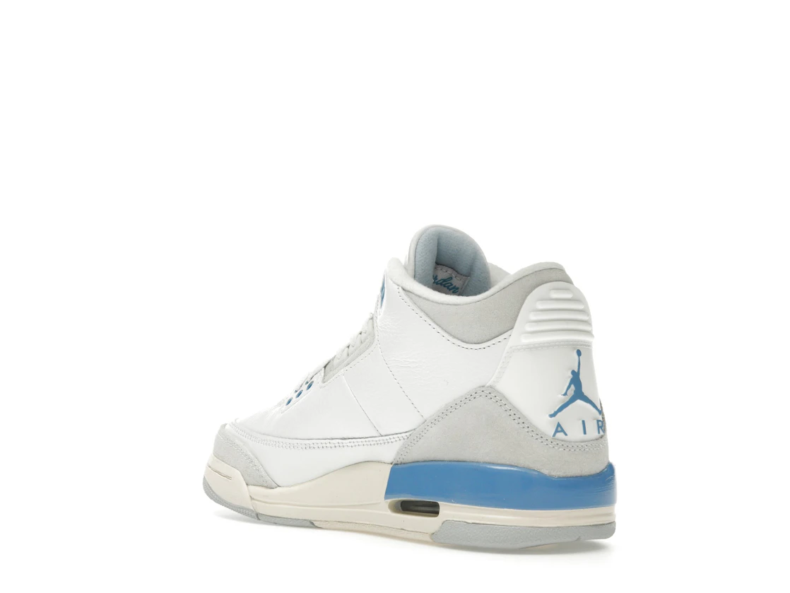 Vue 24 de Jordan 3 Retro Lucky Shorts (GS)