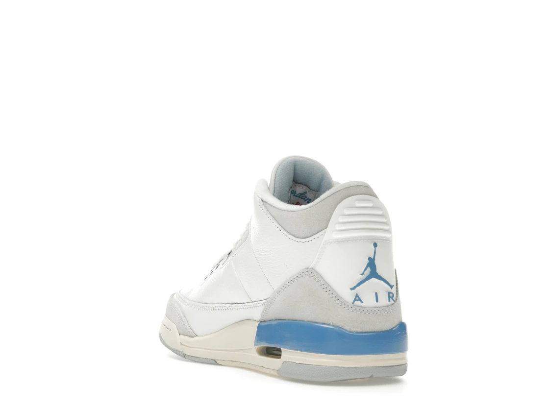 Vue 25 de Jordan 3 Retro Lucky Shorts (GS)