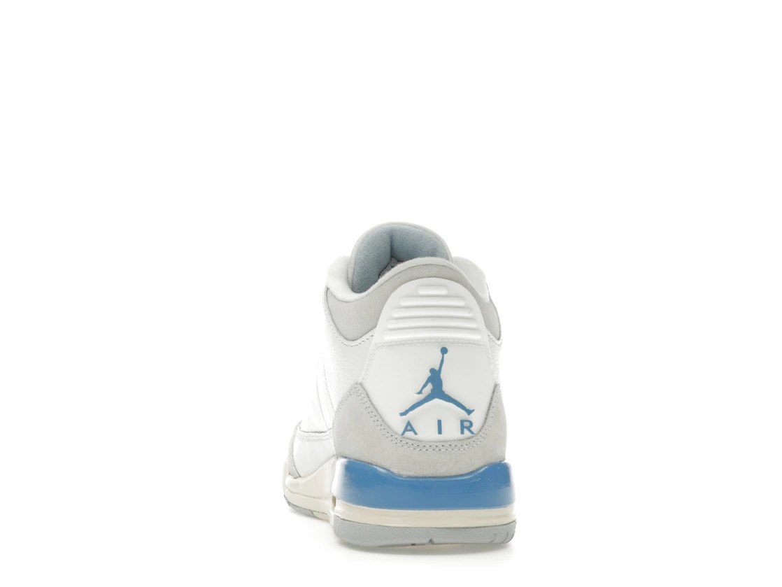 Vue 27 de Jordan 3 Retro Lucky Shorts (GS)