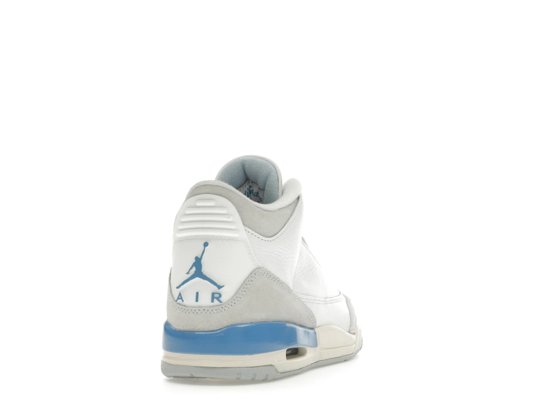 Vue 30 de Jordan 3 Retro Lucky Shorts (GS)