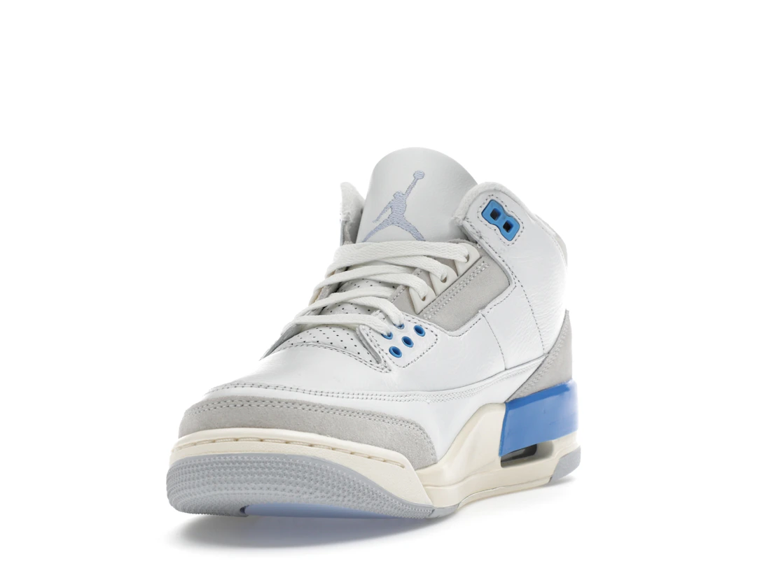 Vue 13 de Jordan 3 Retro Lucky Shorts