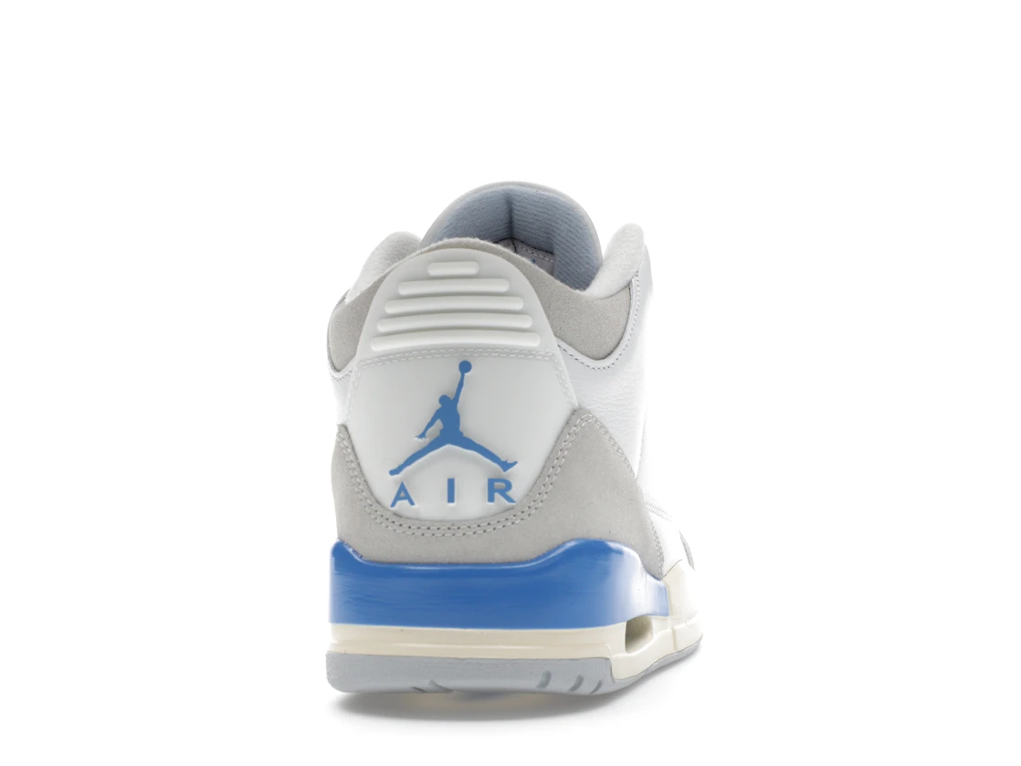 Vue 29 de Jordan 3 Retro Lucky Shorts