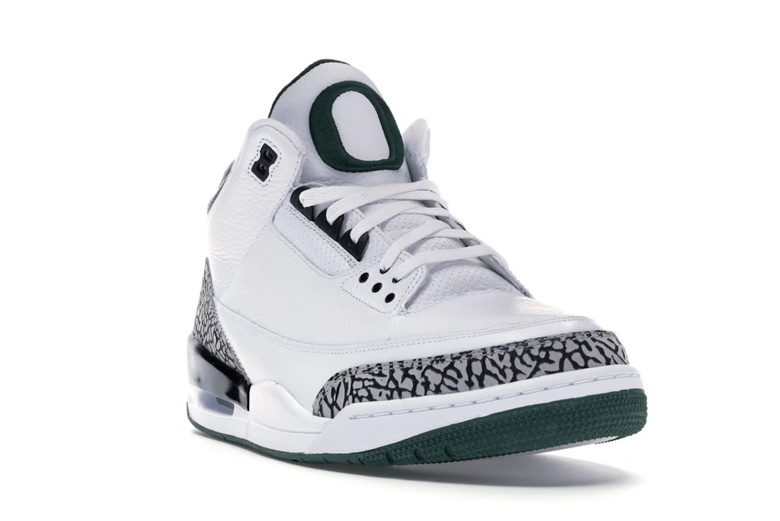 Vue 7 de Jordan 3 Retro Oregon Ducks Pit Crew White