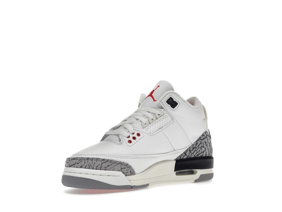 Vue 15 de Jordan 3 Retro White Cement Reimagined (GS)