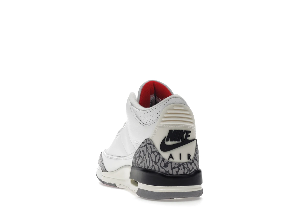 Vue 26 de Jordan 3 Retro White Cement Reimagined (GS)