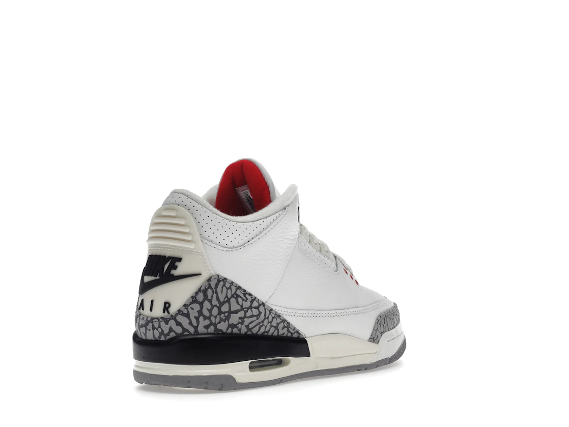 Vue 32 de Jordan 3 Retro White Cement Reimagined (GS)