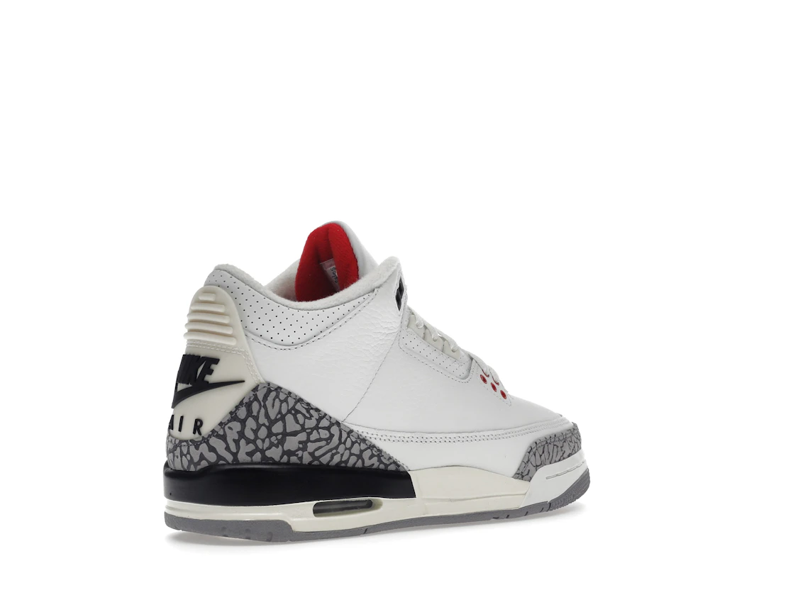 Vue 33 de Jordan 3 Retro White Cement Reimagined (GS)