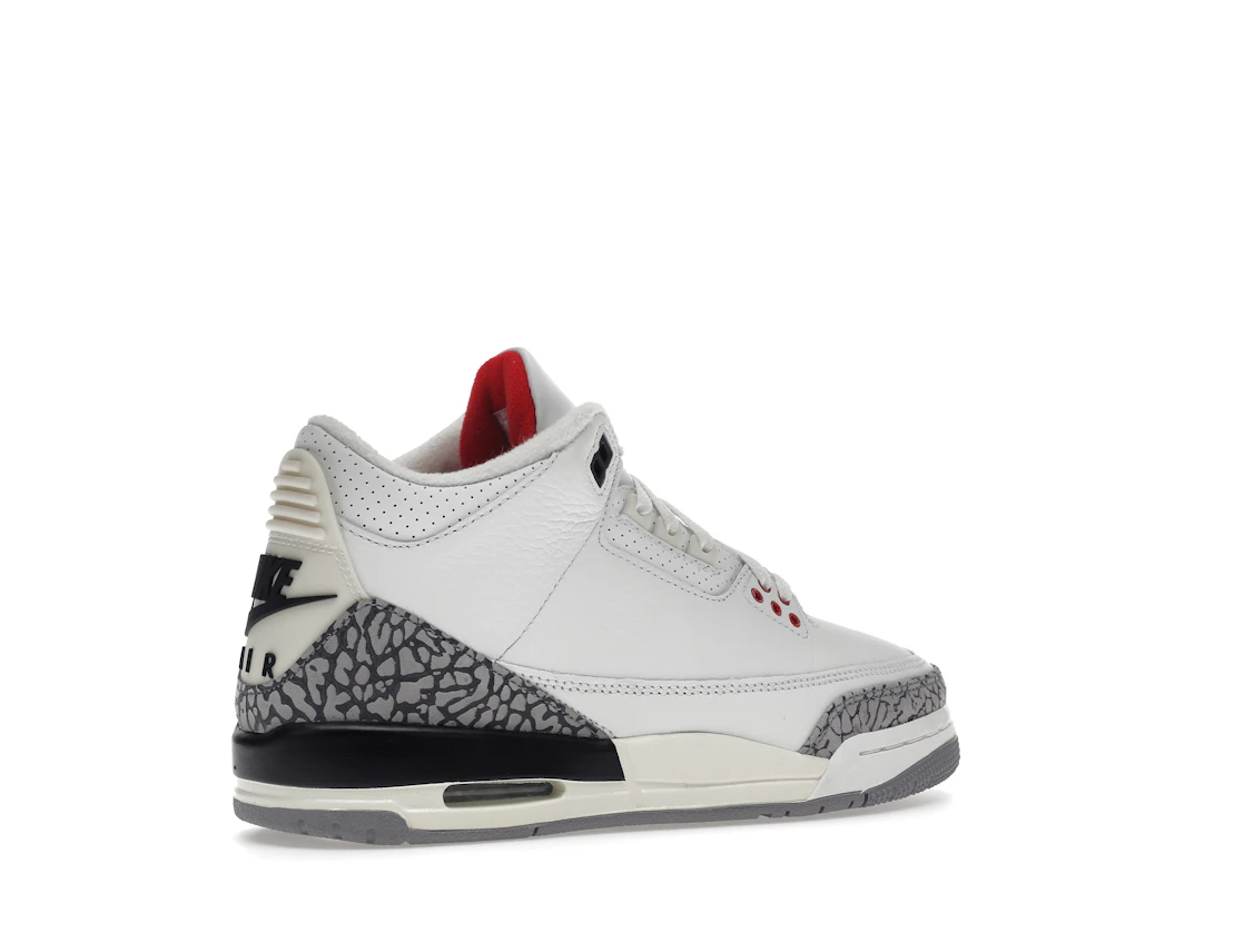 Vue 34 de Jordan 3 Retro White Cement Reimagined (GS)