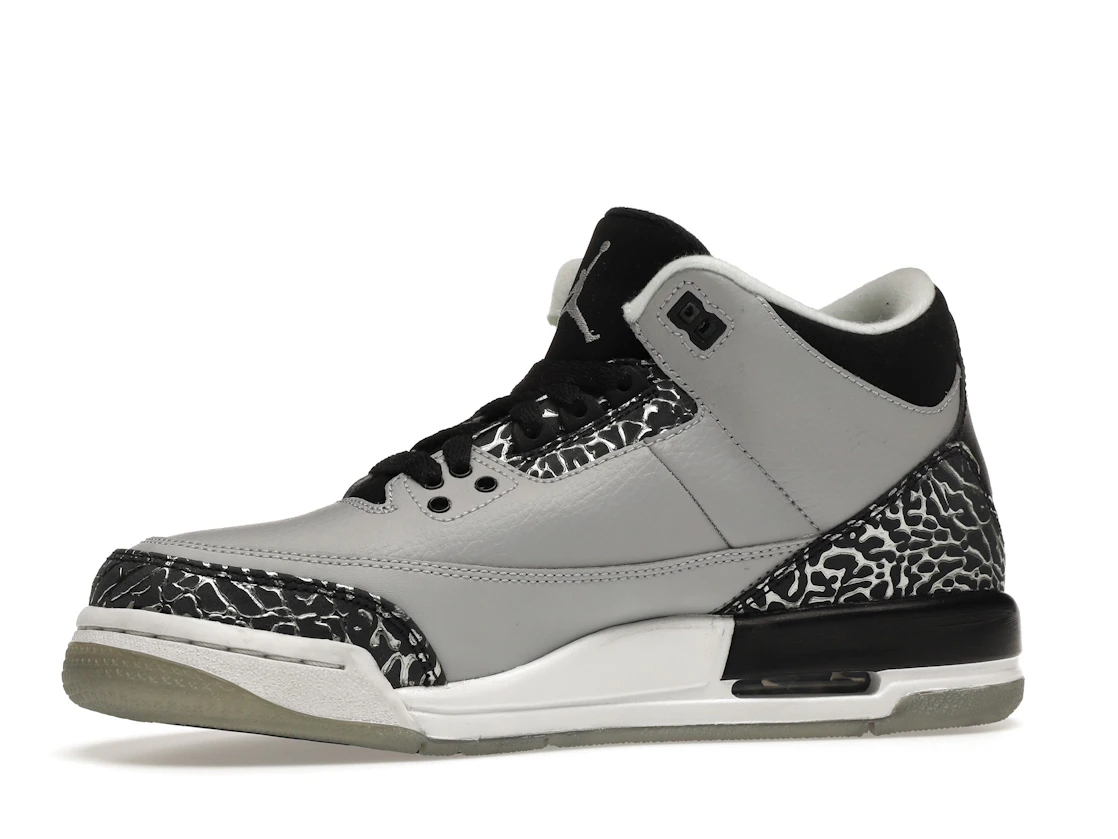 Vue 17 de Jordan 3 Retro Wolf Grey (GS)