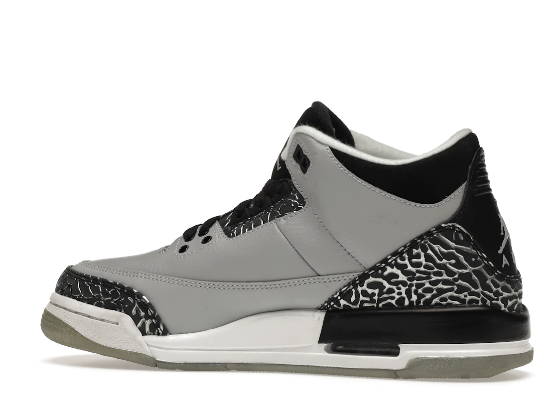 Vue 21 de Jordan 3 Retro Wolf Grey (GS)