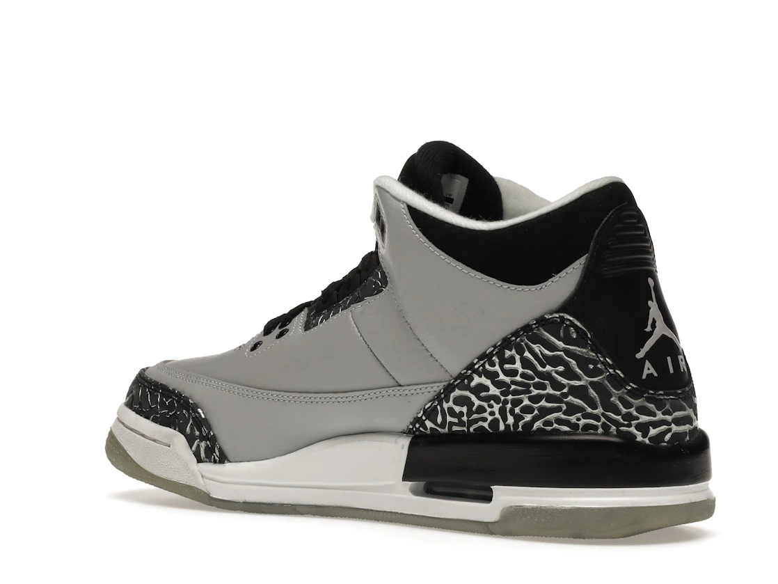 Vue 23 de Jordan 3 Retro Wolf Grey (GS)