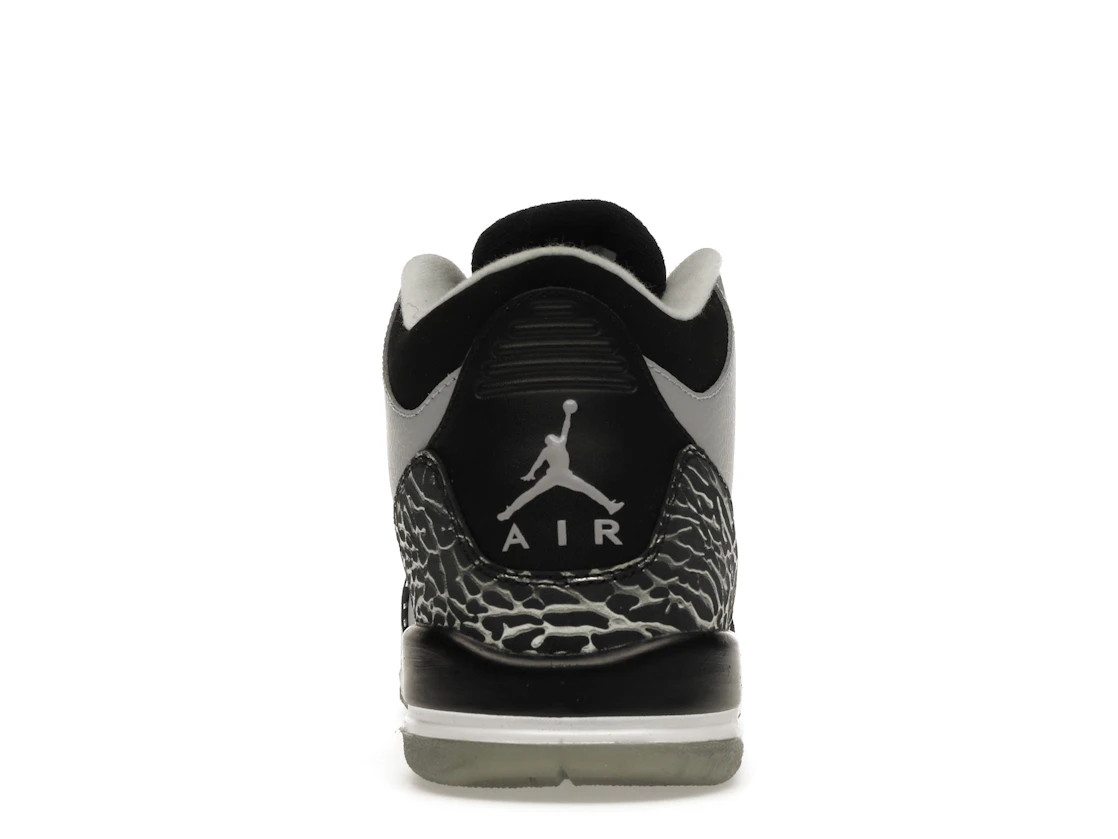 Vue 28 de Jordan 3 Retro Wolf Grey (GS)