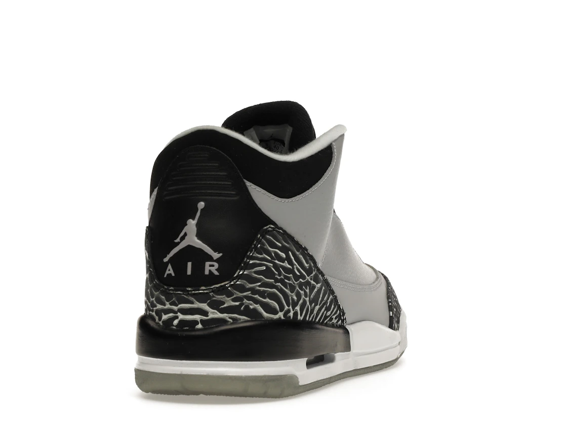 Vue 30 de Jordan 3 Retro Wolf Grey (GS)