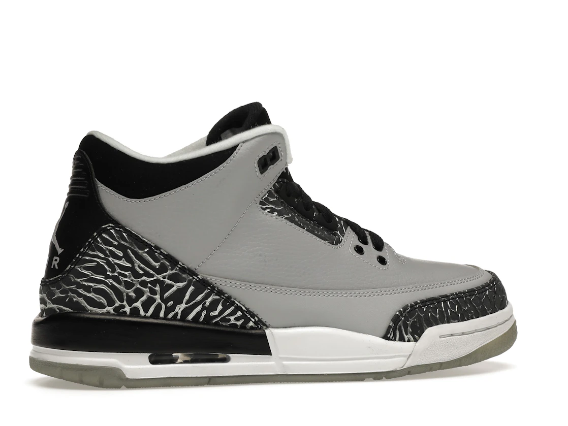 Vue 35 de Jordan 3 Retro Wolf Grey (GS)