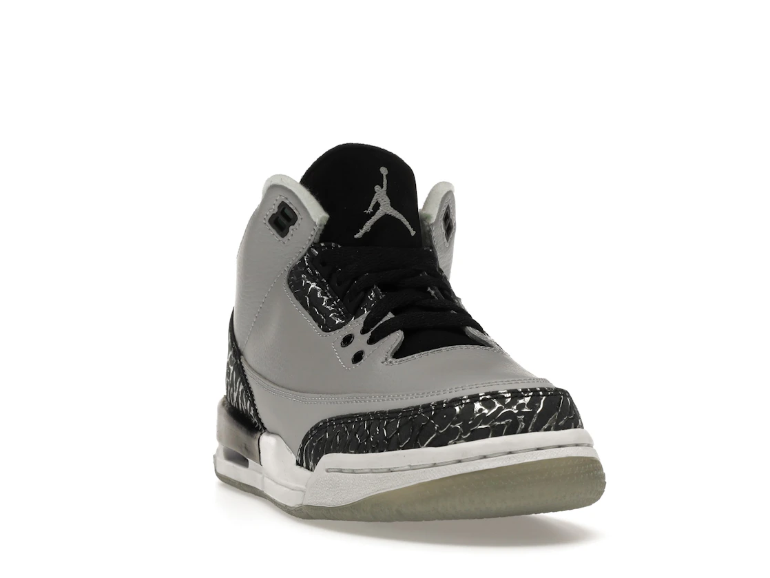 Vue 8 de Jordan 3 Retro Wolf Grey (GS)