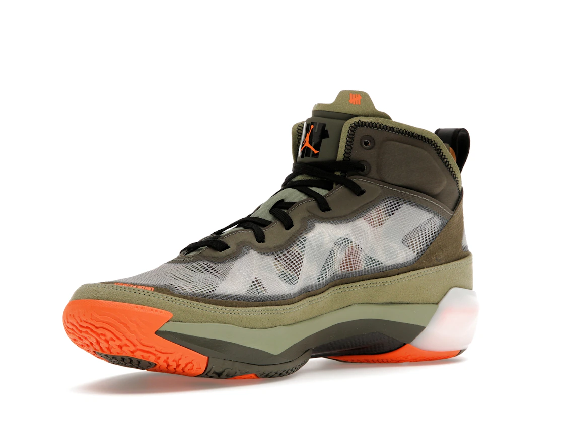 Vue 15 de Jordan 37 Undefeated