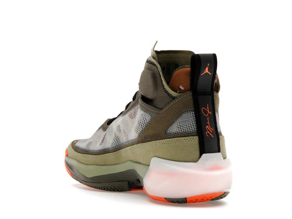 Vue 25 de Jordan 37 Undefeated