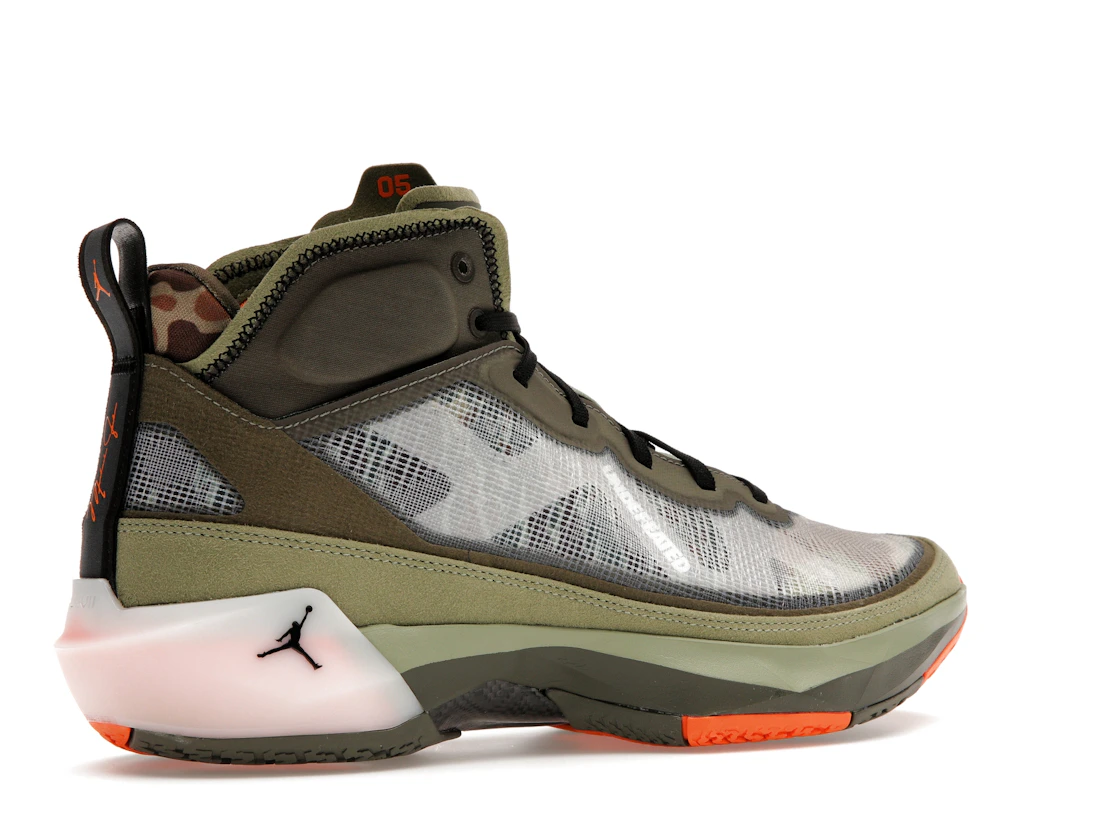 Vue 34 de Jordan 37 Undefeated