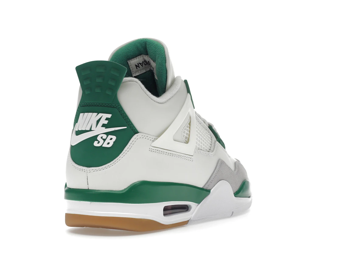 Vue 31 de Jordan 4 Retro SB Pine Green