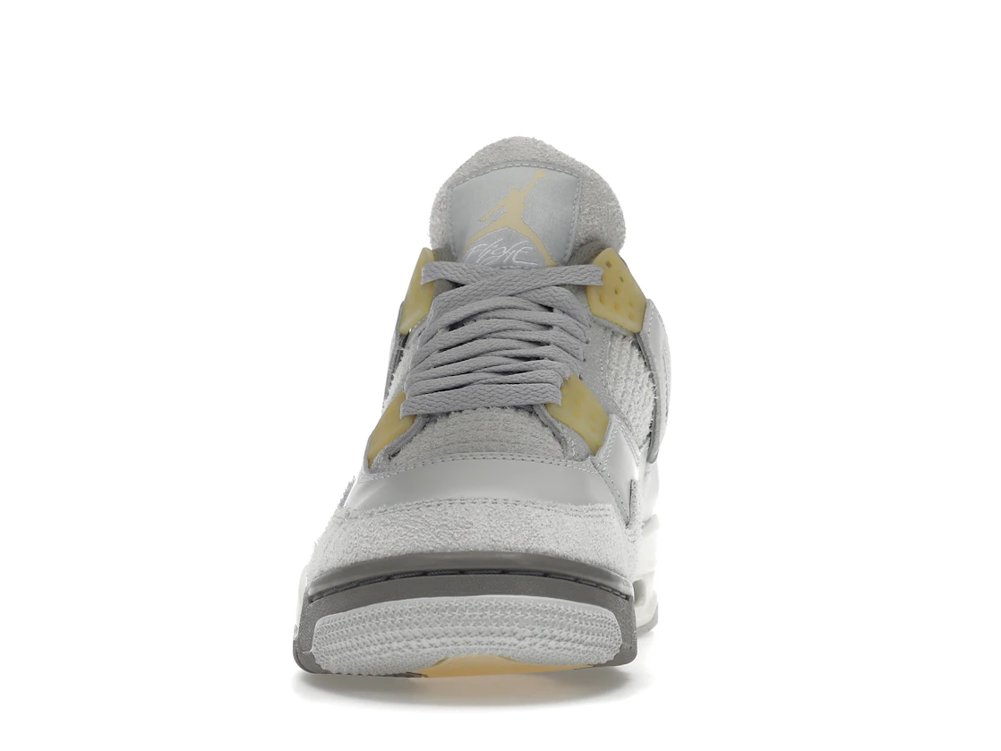 Vue 11 de Jordan 4 Retro SE Craft Photon Dust
