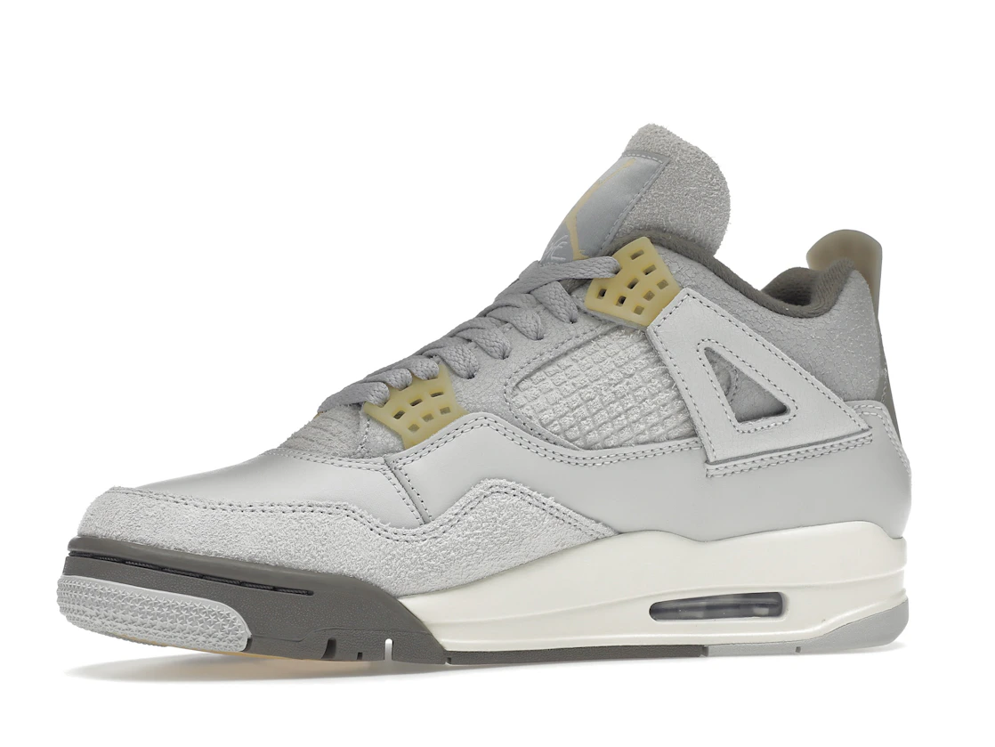 Vue 17 de Jordan 4 Retro SE Craft Photon Dust