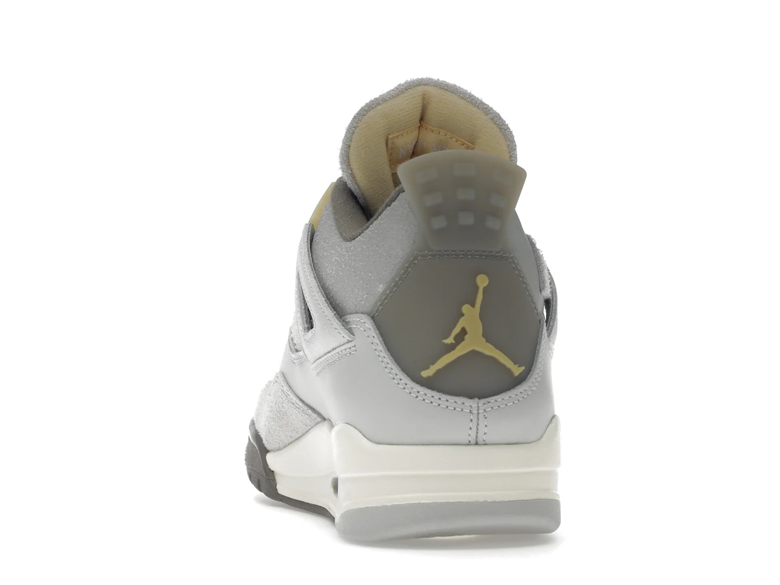 Vue 27 de Jordan 4 Retro SE Craft Photon Dust