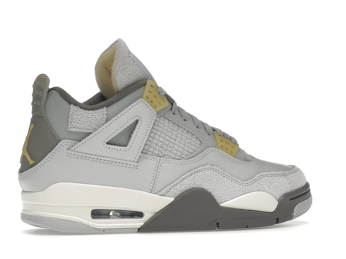 Vue 35 de Jordan 4 Retro SE Craft Photon Dust